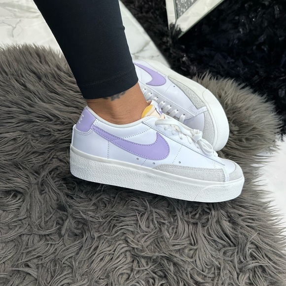 Nike Blazer Low platform - Picture 1 of 10